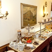 Reichhaltiges Frühstücksbuffet